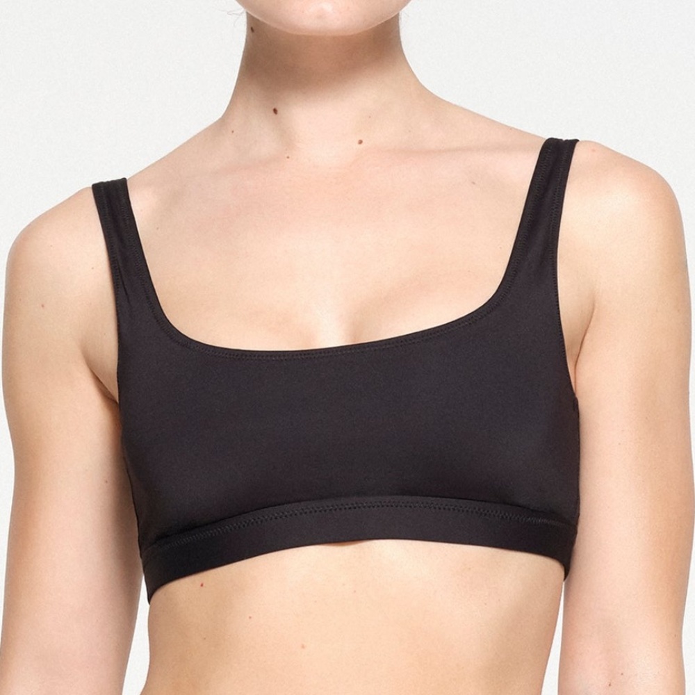 Skims swim Tank Bikini Top onyx XS